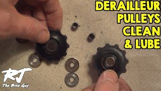 How To CleanLube Rear Derailleur Pulleys [upl. by Trebornhoj420]