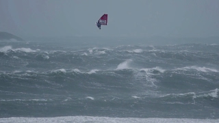 Windsurfer en pleine tempête force 10 [upl. by Anhpad517]