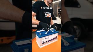 🔥 Wie man eine Autobatterie wechselt  AUTODOC shorts [upl. by Monte]