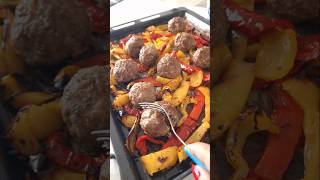 Polpette al forno con peperoni ricetta shorts [upl. by Initsed]