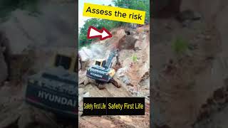 🥌🚀🥊💱❗😮 Imagine excavation hazards rock fall and hit shorts shortsfeed safetyfailssafetyfirstlife [upl. by Elyrad]