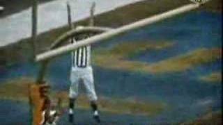 63 yard field goal by kicker Tom Dempsey NFL Record [upl. by Noletta]